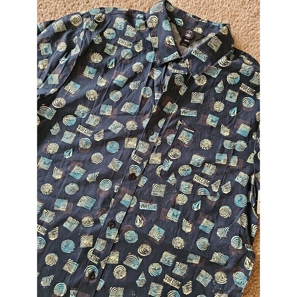 Volcom Men's Warbler Short Sleeve Button Up Cotton Shirt Black Print Size Medium - Picture 3 of 5